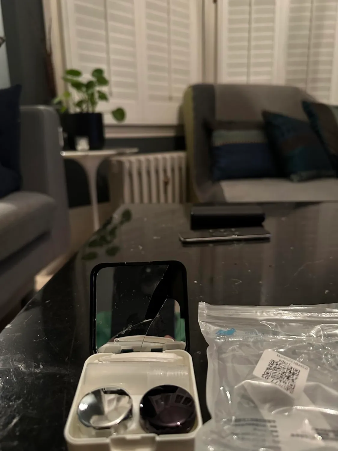 Uxsiya Mini Kontaktlinsenbehälter Schwarz für Reisen