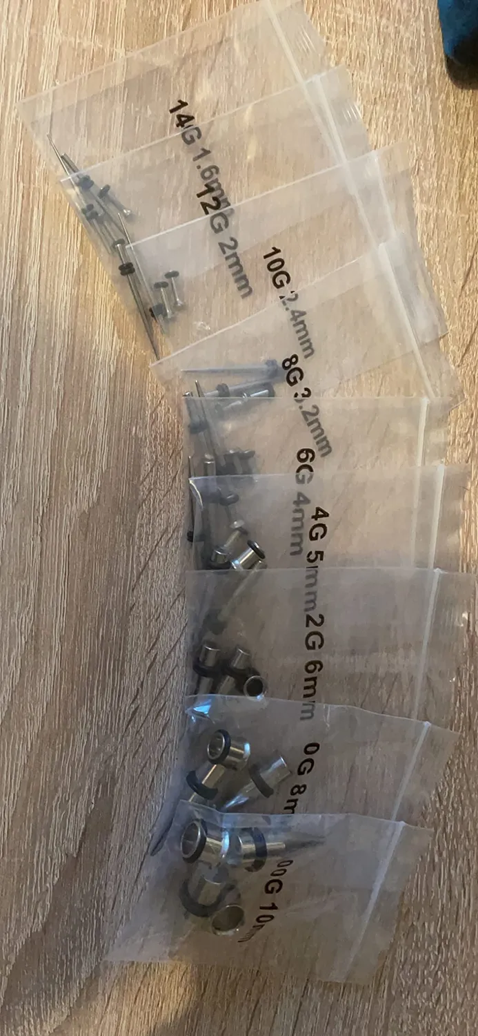 Uxsiya Ohrschmuck 36-teiliges Stretcher-Set Edelstahl Unisex